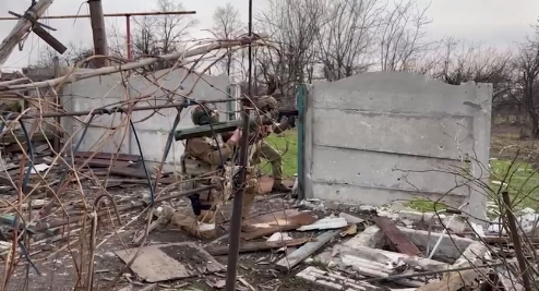 Кадыров: В городе Попасная Луганской Народной Республики чеченскими бойцами проводятся зачистки от уцелевшего бандеровского отребья, нациков и шайтанов