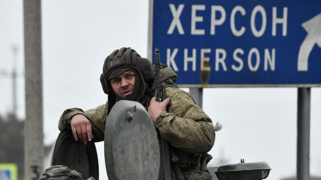 Херсонская область официально войдет в рублевую зону — об этом заявил зампред военно-гражданской администрации Кирилл Стремоусов