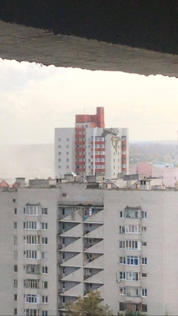 ВСУ обстреляли Белгород - Ракета упала на многоэтажку