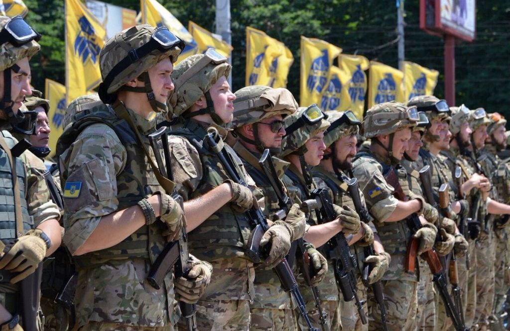 На Украине начали возрождать кровавый полк «Азов»*