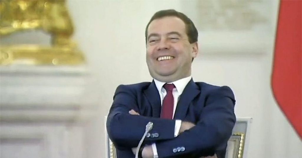 Дмитрий Медведев «упражняется в футуристических прогнозах»