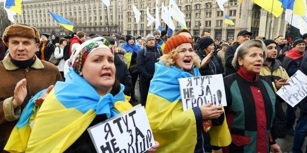 ООН: Украину покинуло треть населения страны