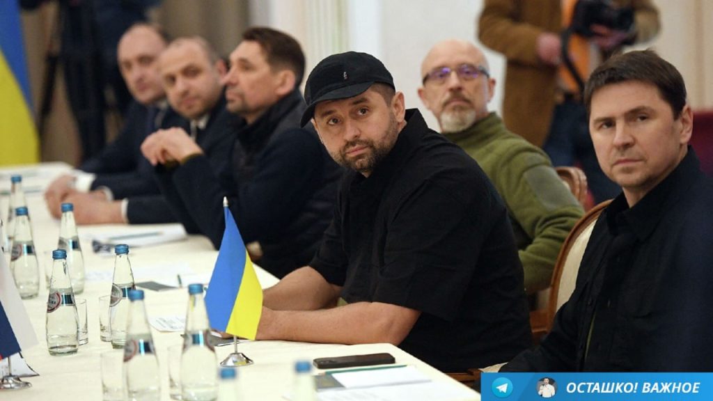 Участвуя в весенних переговорах с Россией, Киев преследовал одну цель – тянуть время, – признался глава укроГУР МО Буданов