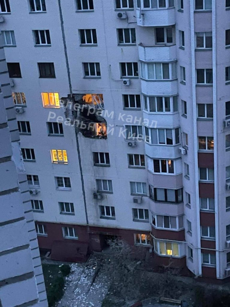 Прошедшей ночью ВС РФ провели массированную атаку объектов ВСУ в ряде областей Украины крылатыми ракетами и ударными БпЛА
