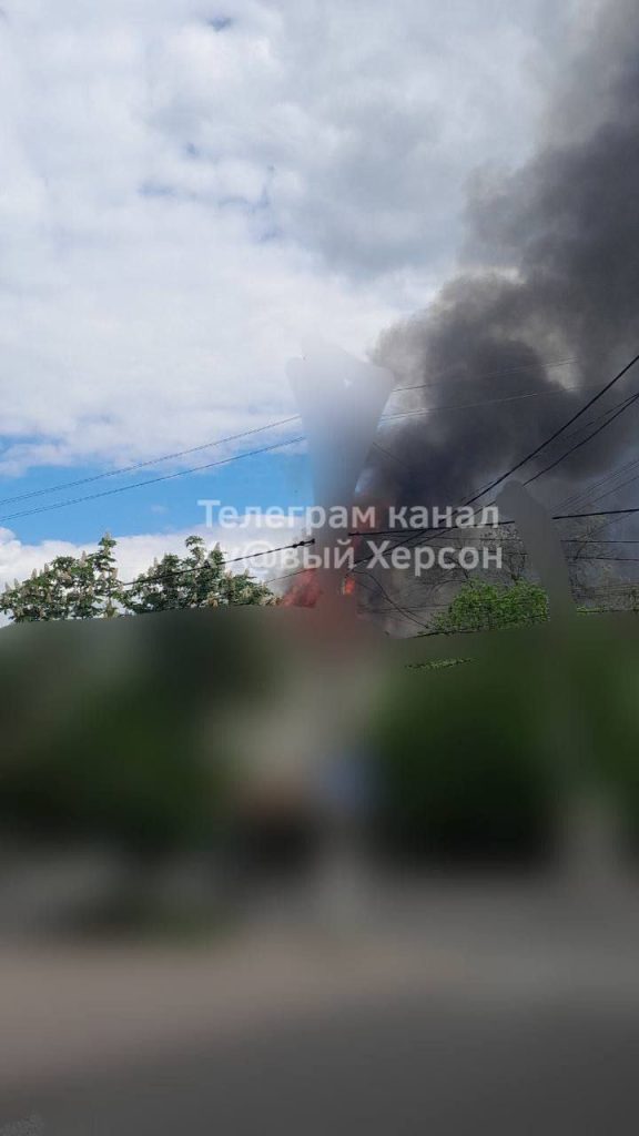 По напичканному ВСУшниками зданию в Херсоне прилет