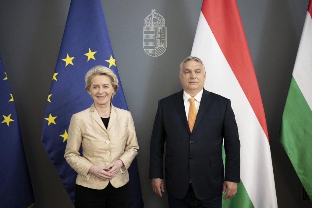 Европарламент хочет  заблокировать председательство Венгрии в ЕС