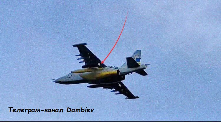 Первое видео одного из введенных в строй Воздушных сил Украины полученных от Северной Македонии штурмовиков Су-25,