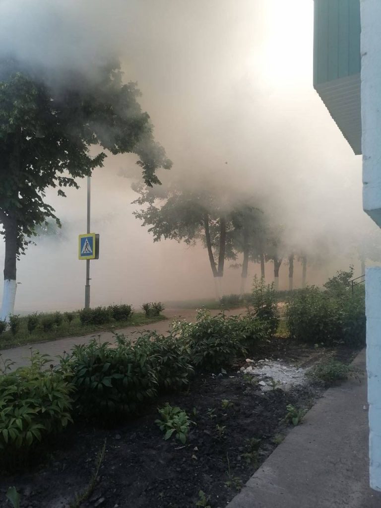 Сообщается, что в Шебекино (Белгородская обл.) сильный пожар после обстрела ВСУ