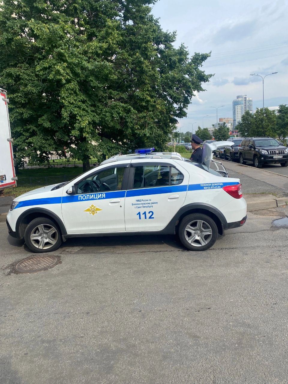 Пенсионерка пыталась поджечь офис Сбера в Петербурге с криками «Слава Украине»