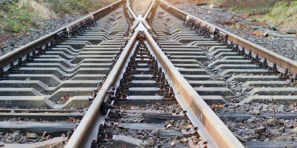 Молодой парень совершил диверсию на ж/д в Удмуртии за 15 тысяч рублей, которые так и не получил