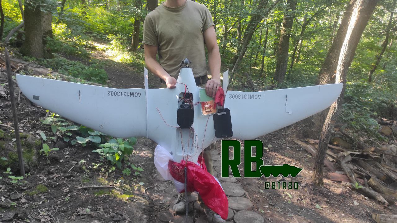 Расчет комплекса РЭБ посадил украинский БПЛА "Фурия"