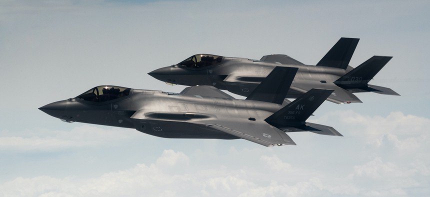О срыве поставок новых самолетов F-35 в ВВС США