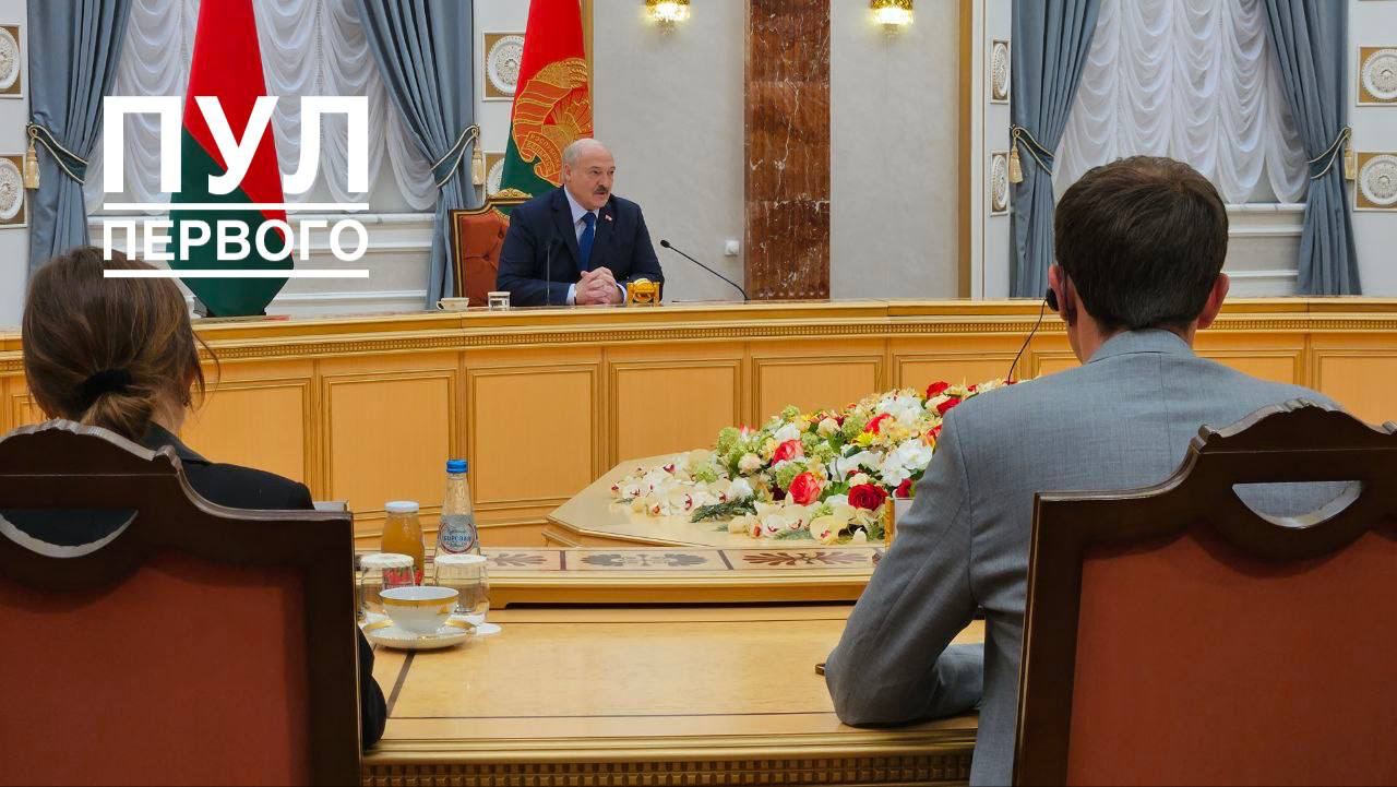 Лукашенко: Зеленский окончательно понял, что не победит, и уже делает шаги, чтобы выйти из этого положения