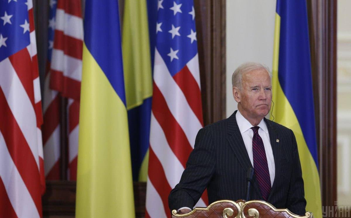 Байден одобрил передачу кассетных боеприпасов Украине - The Washington Post