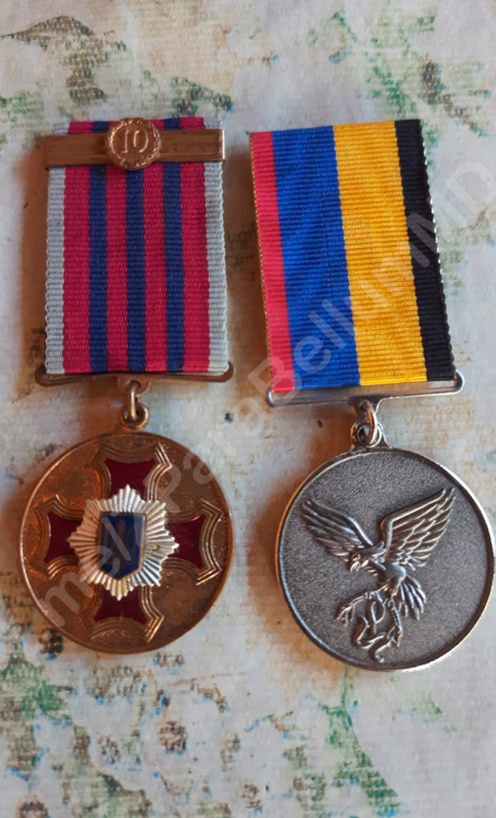 Шевроны, ксивы, медальки Азовцев