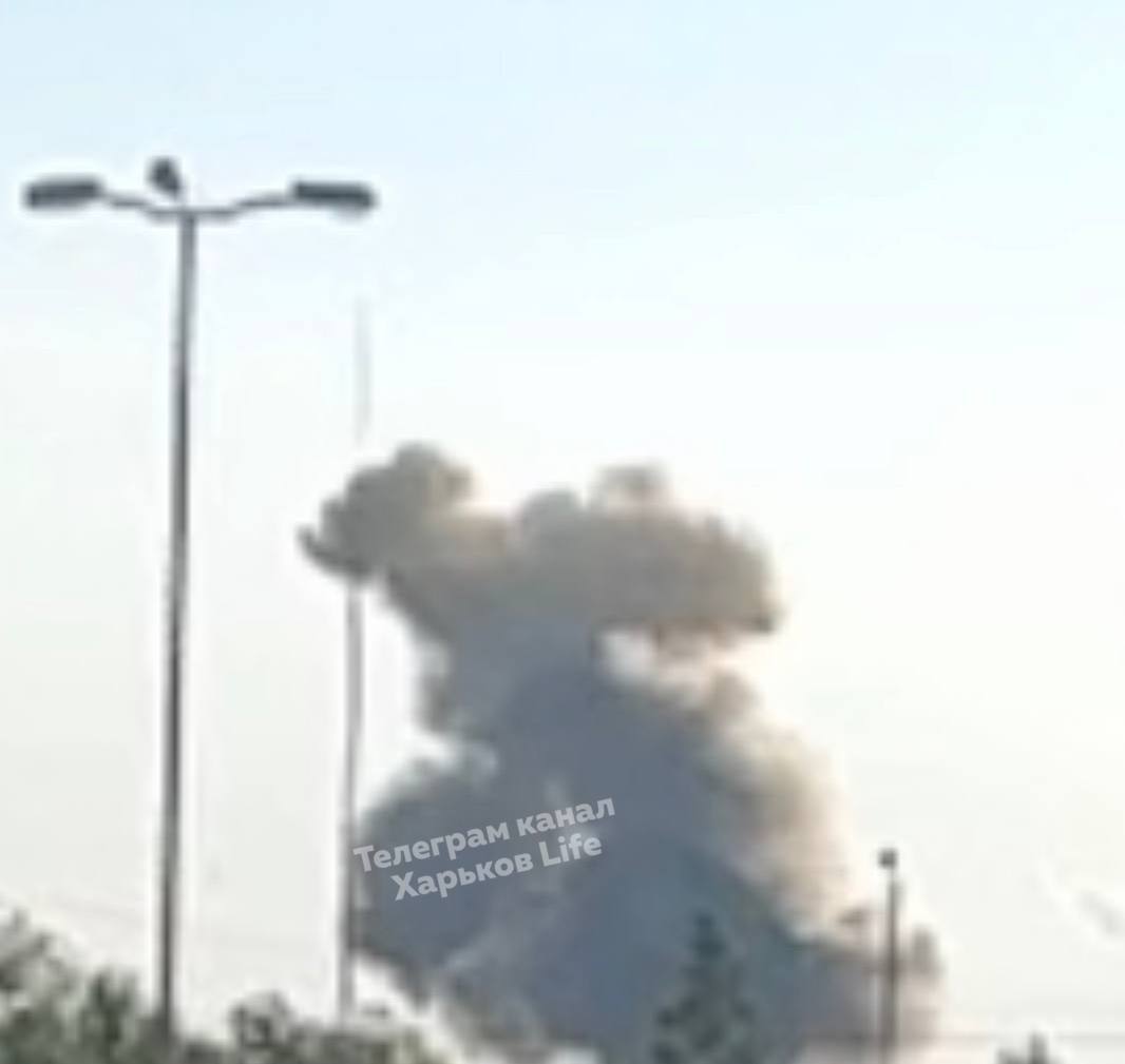 Сообщают, что в Харькове «Искандерами» уничтожен склад боеприпасов и лагерь ВСУ
