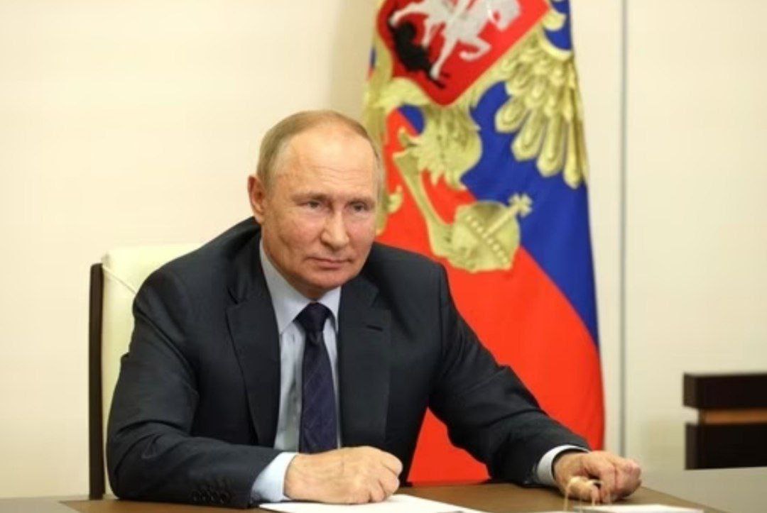 Путин подписал закон о повышении на пять лет предельного возраста пребывания в запасе