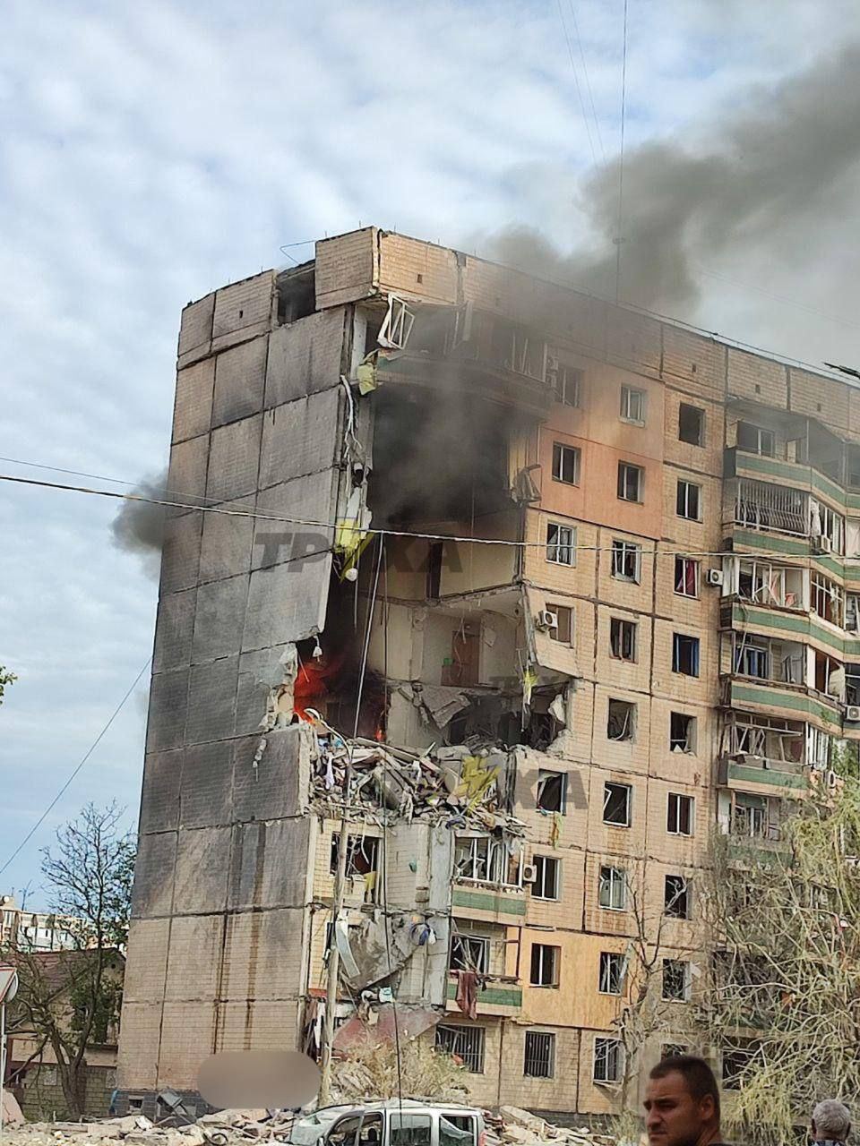 УкроПВО в Кривом Роге снесла угол девятиэтажного жилого дома - Подоляка