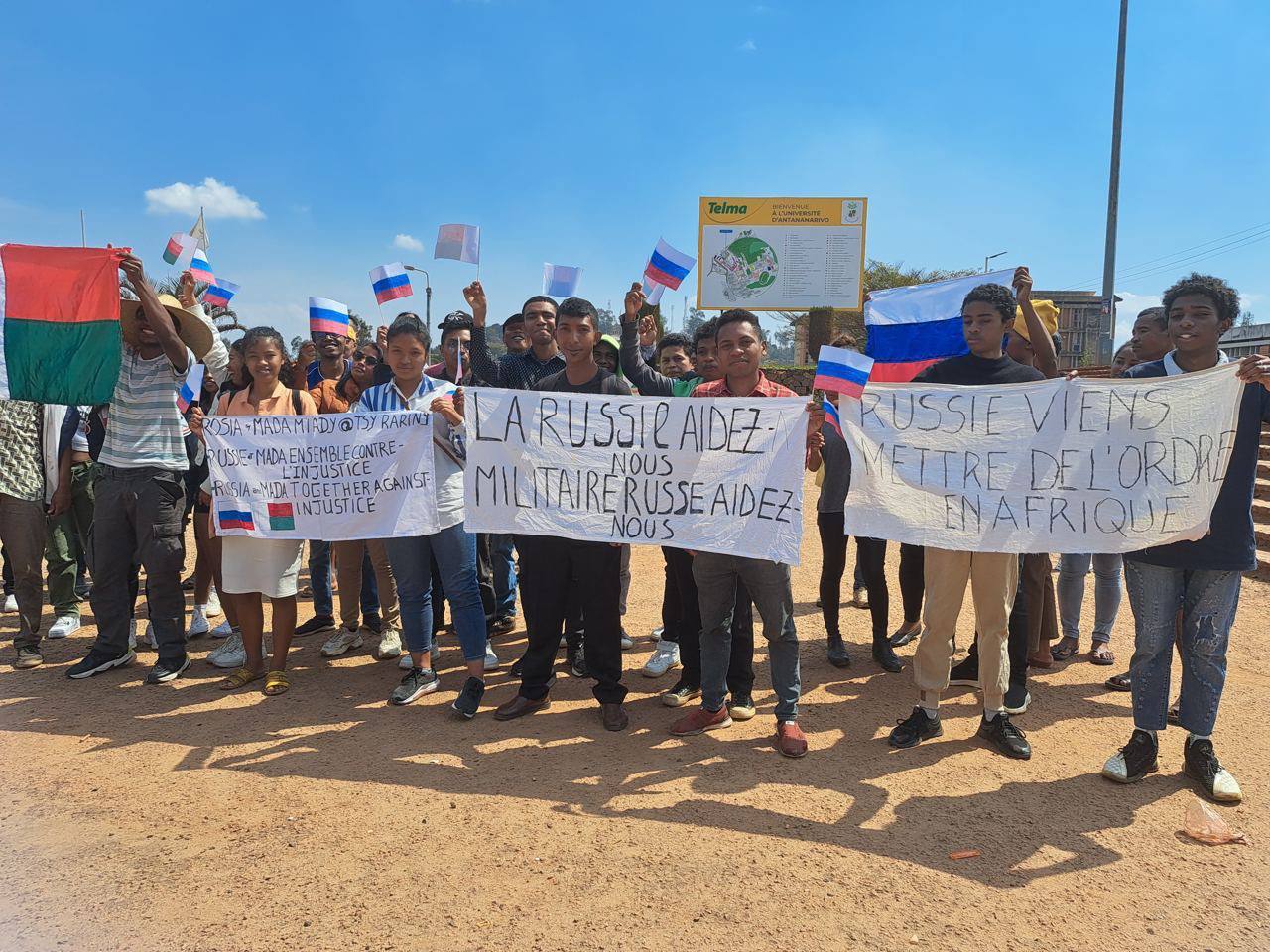 «Россия, приди, наведи порядок». В Африке зовут на помощь Москву