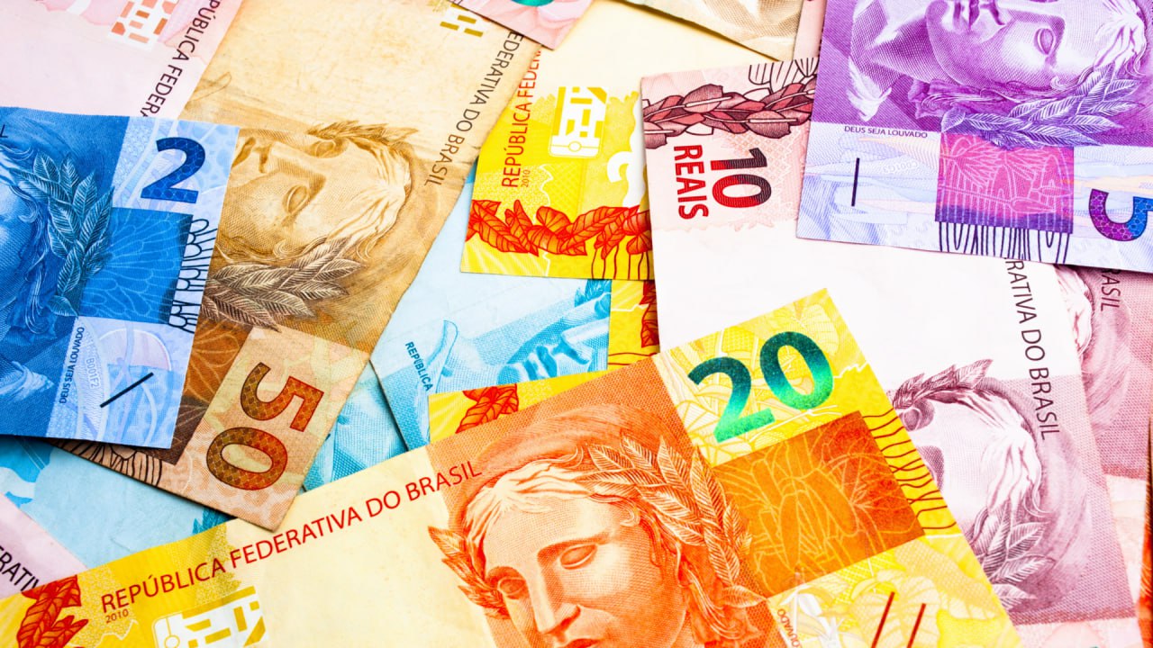 БРИКС может принять единую валюту