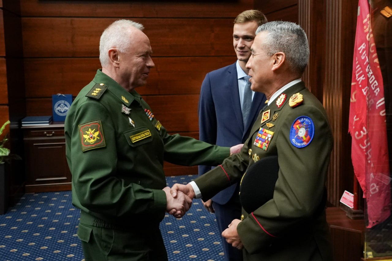 Заместитель Министра обороны РФ генерал-полковник Александр Фомин провел двусторонние встречи с коллегами из Сирии, Бурунди, Венесуэлы, Гвинеи, Боливии, Омана и Уганды