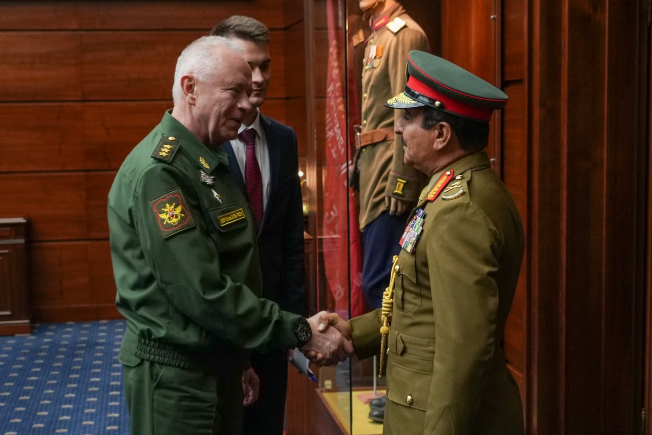 Заместитель Министра обороны РФ генерал-полковник Александр Фомин провел двусторонние встречи с коллегами из Сирии, Бурунди, Венесуэлы, Гвинеи, Боливии, Омана и Уганды