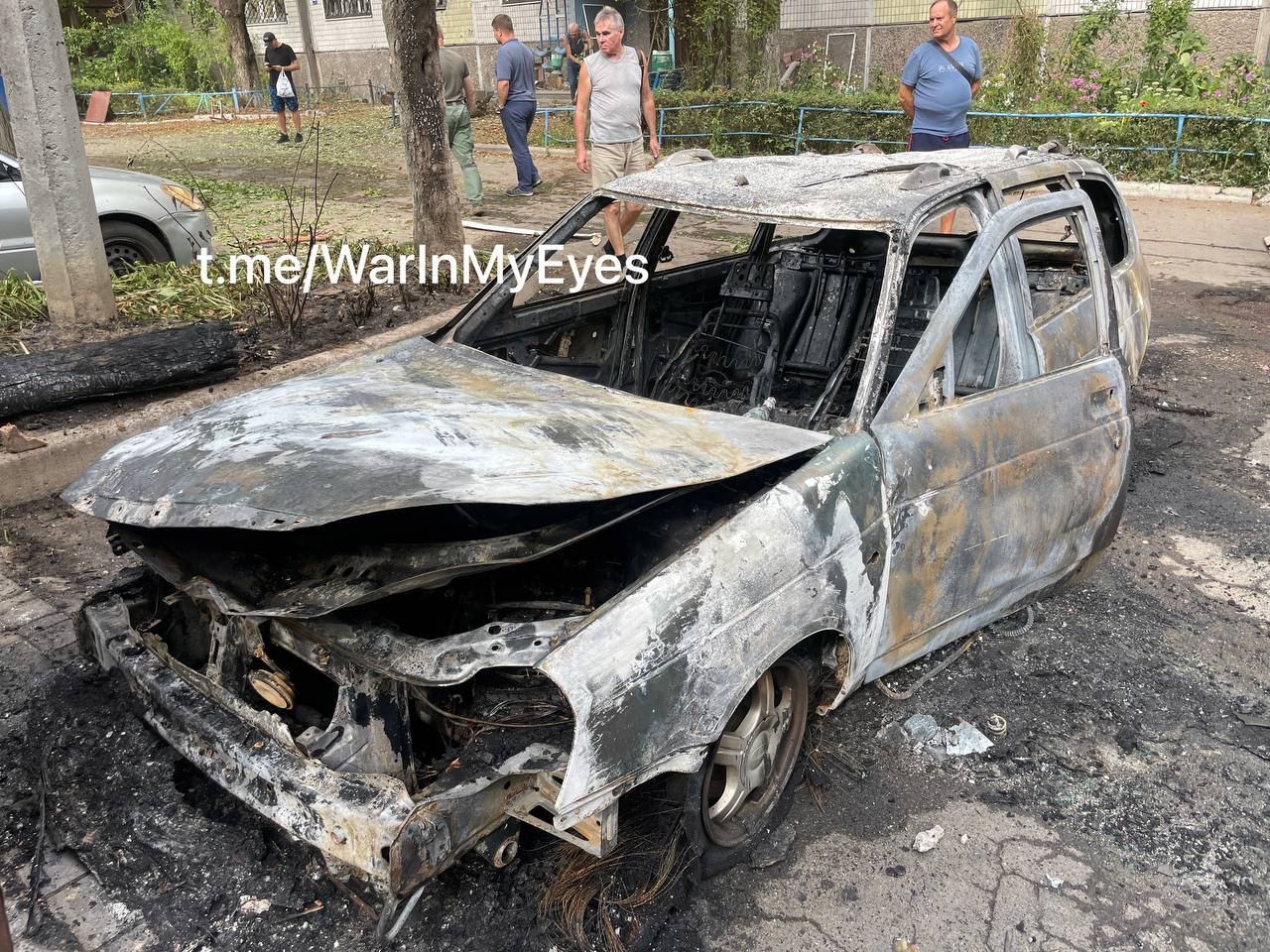 ВСУ снова нанесли массированный удар по ТЦ в Донецке