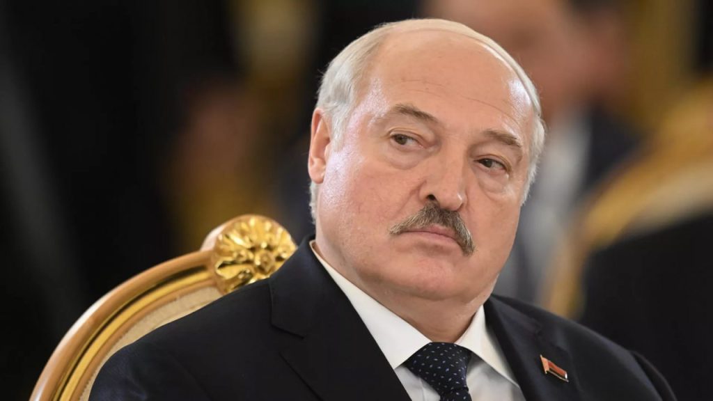 Европарламент призвал МУС выдать ордер на арест президента Белоруссии