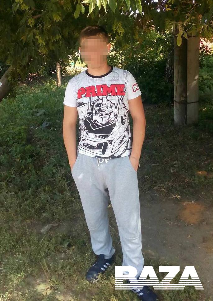 Мобилизованный, вооруженный автоматом, самовольно покинул воинскую ...