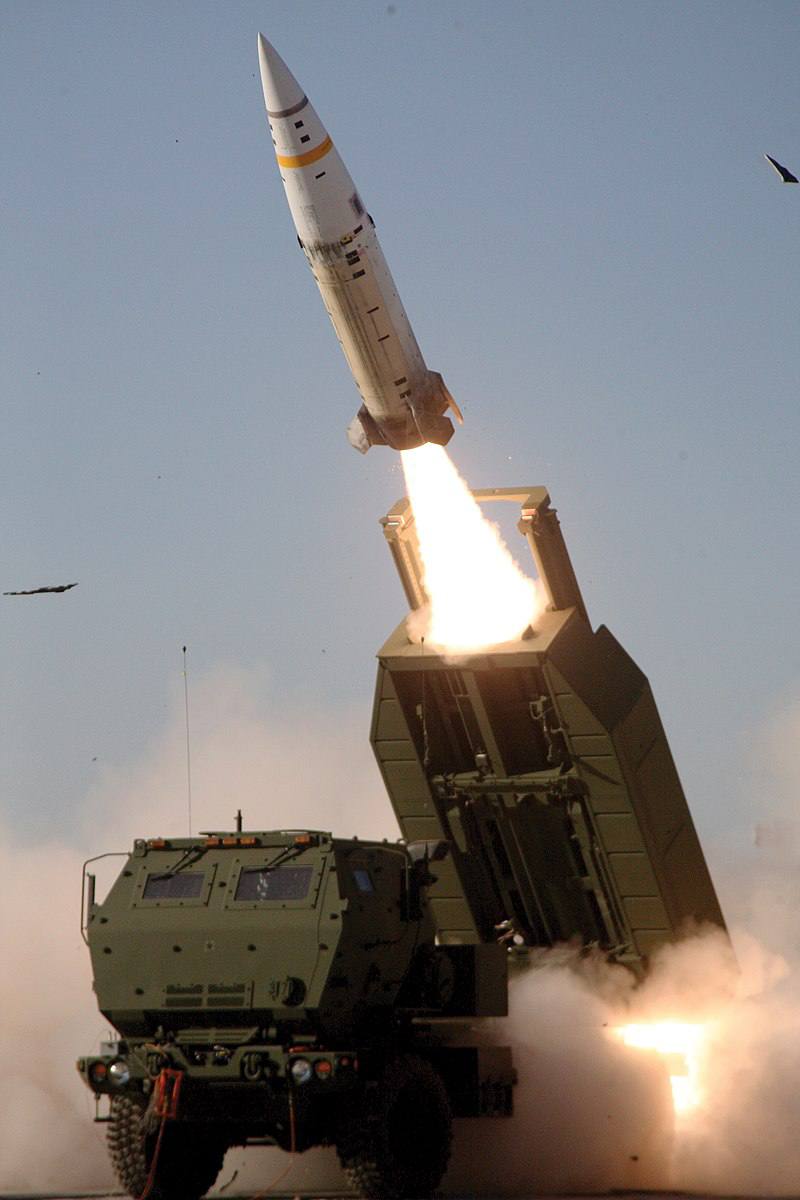 Atacms ракета. Оперативно-тактические ракеты MGM-140 atacms. М142 HIMARS. MGM-140a atacms Block 1. MGM-140a/b atacms.