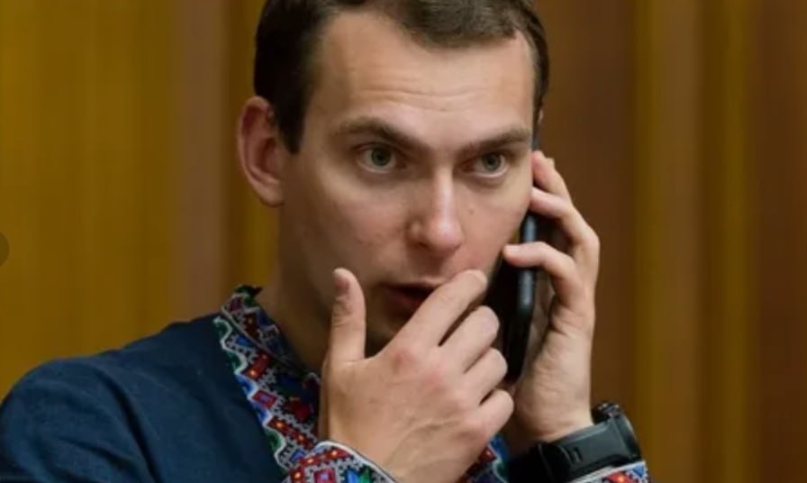 Украинские чиновники получили предупреждение от США