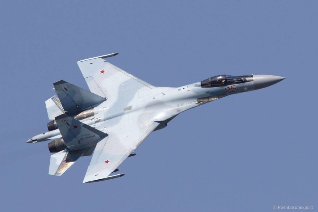 Ростех передал ВКС  России очередную партию новых многофункциональных истребителей Су-35С