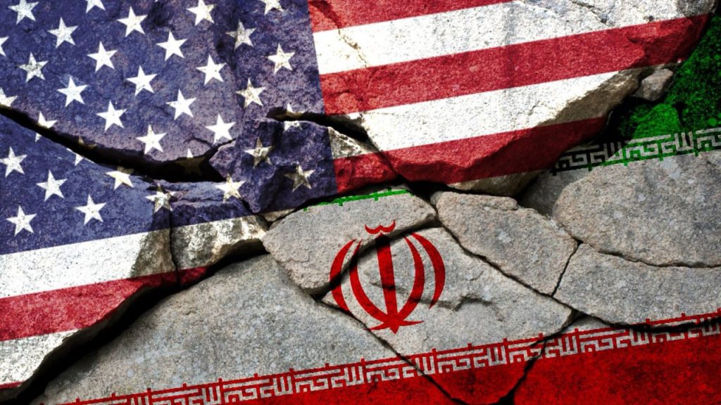 Конгрессмены США требуют от Байдена вернуть санкционное давление на Иран