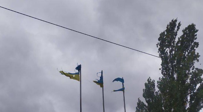 По всей Украине наблюдается флагопад