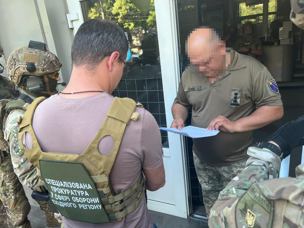 На Украине повязали военкома Днепропетровска