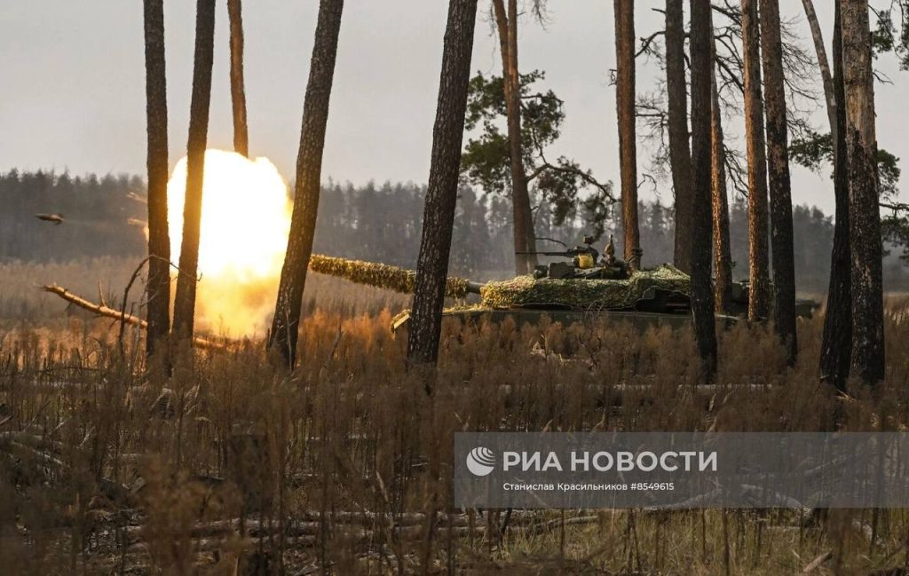 Боевая работа экипажей танков Т-80БВМ с огневых позиций на Краснолиманском направлении