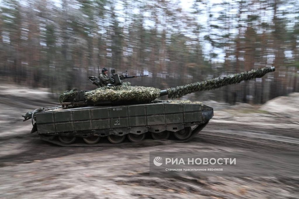 Боевая работа экипажей танков Т-80БВМ с огневых позиций на Краснолиманском направлении