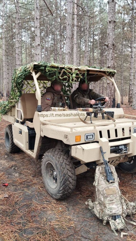 Под Крынками замечены мотовездеходы Desertcross 1000-3 от китайской компании AODES