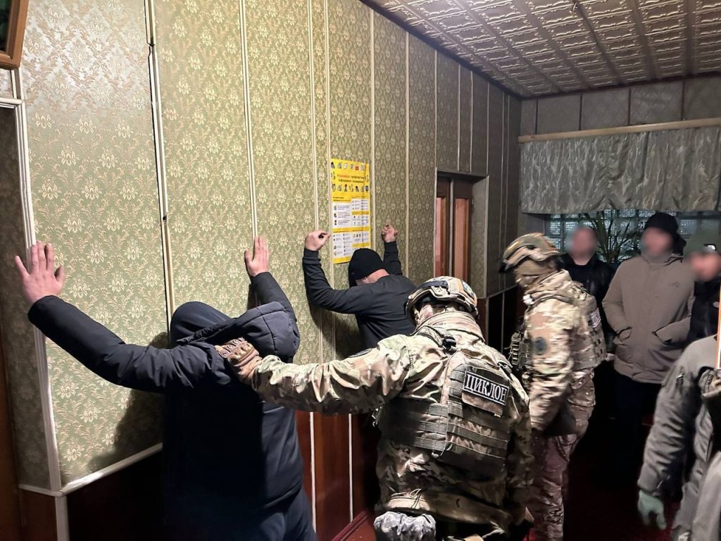 В Винницкой исправительной колонии разоблачили колл-центр
