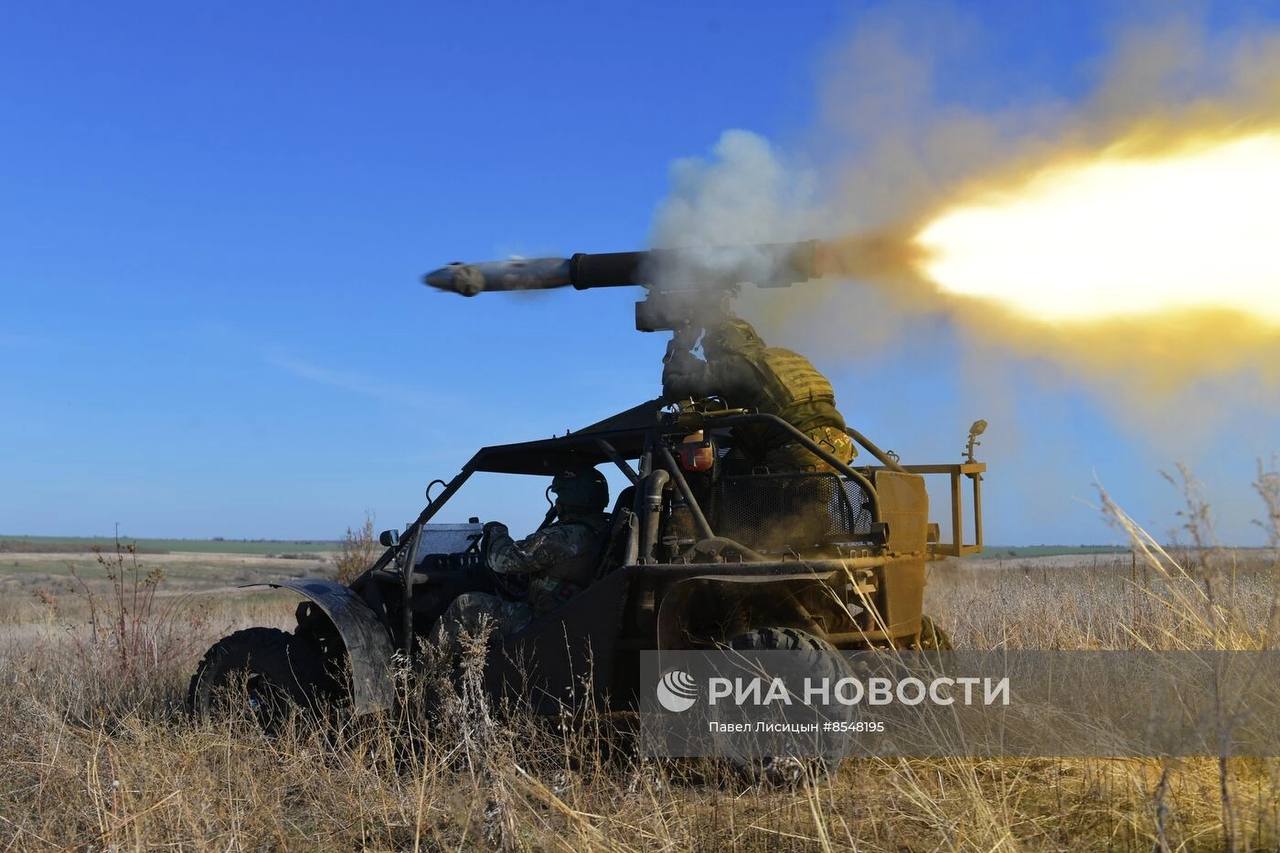 Багги «Чаборз М-3» с ПТРК 9К135 «Корнет» разведчиков 7-й десантно-штурмовой дивизии ВДВ на полигоне Запорожской области