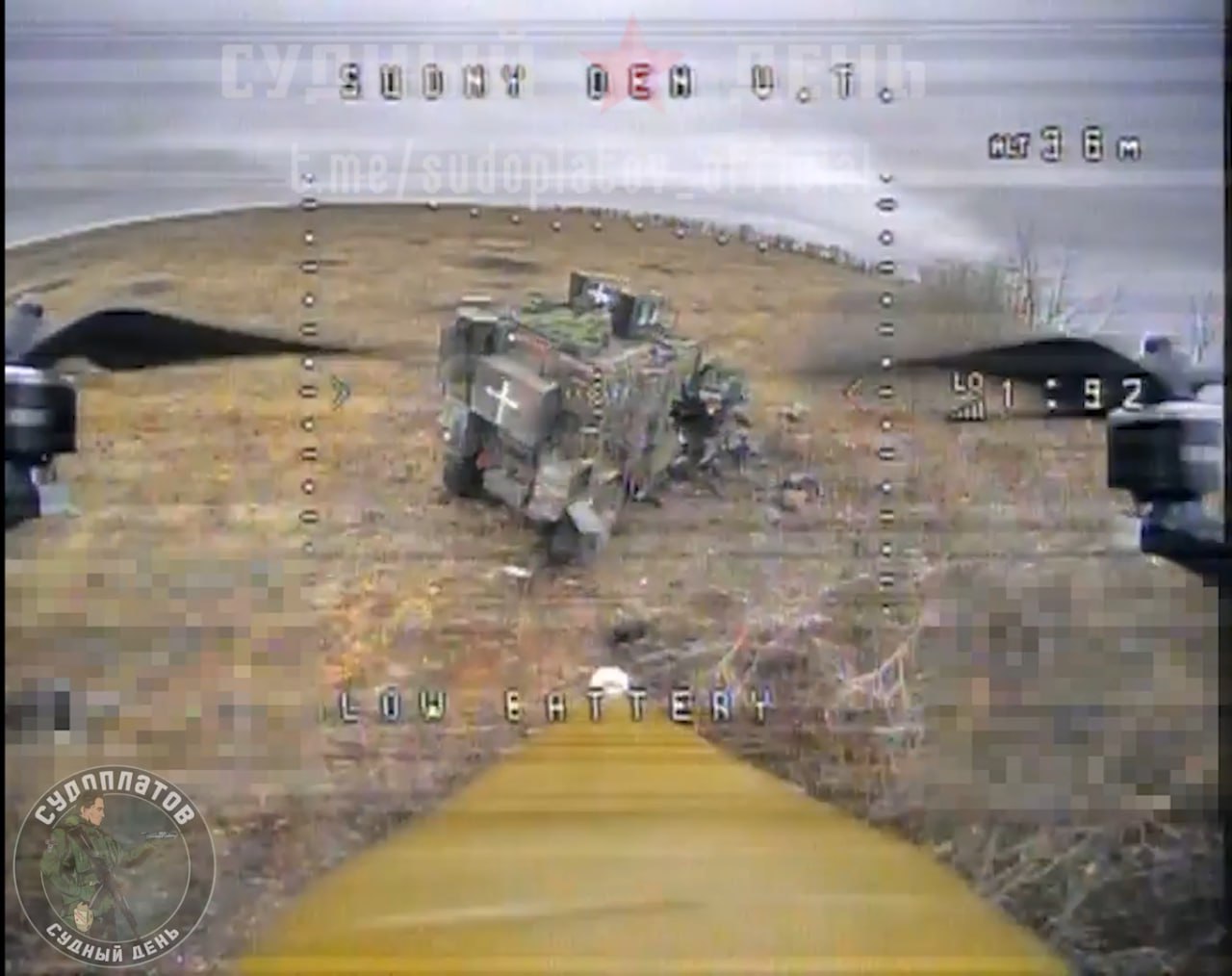 Удары FPV-дронов ВТ-40 по шведскому танку Stridsvagn 122, двум украинским машинам и двум бронеавтомобилям, один из которых американский M1124 MaxxPro