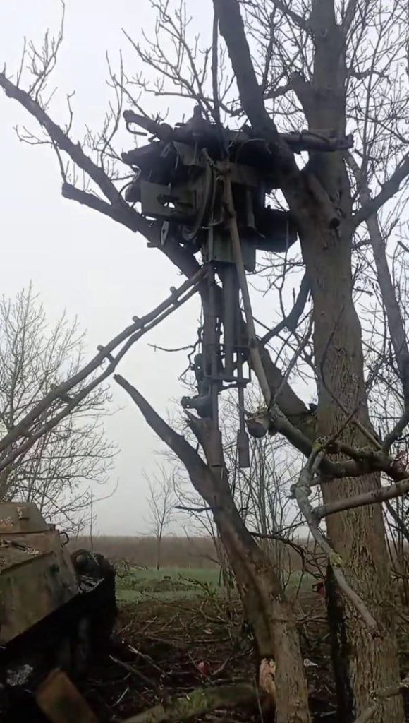 Уничтоженный МТ-ЛБ с ЗУ-23-2 украинской армии где-то на Донбассе