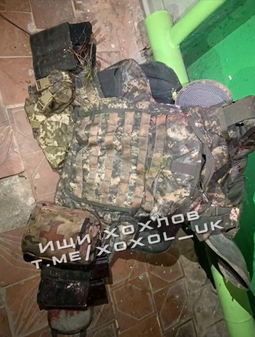 Украинская "Буханка" с военными повстречалась с российским спецназом в Сумской области