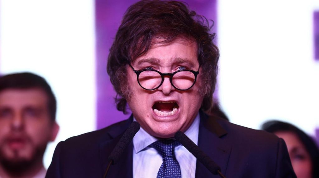 Президент Аргентины Хавьер Милей представил 20 декабря указ с пакетом мер, направленных на дерегулирование экономики