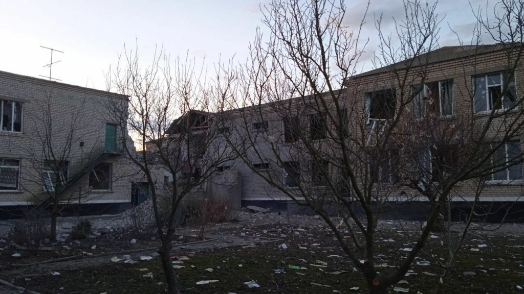 Боевики ВСУ нанесли ракетные удары сразу по школе и садику в Херсонской области