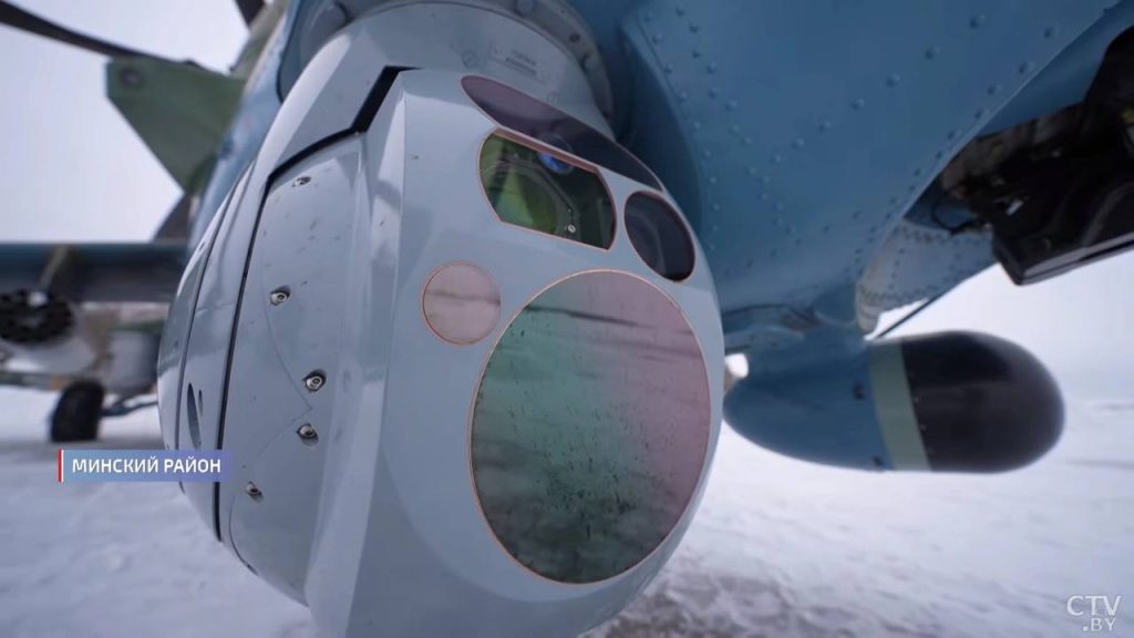 Транспортно-боевой вертолёт Ми-35М с БКО Л-370 «Витебск» на вооружении вертолётной эскадрильи 50-й смешанной авиационной базы ВВС Республики Беларусь в Мачулищах