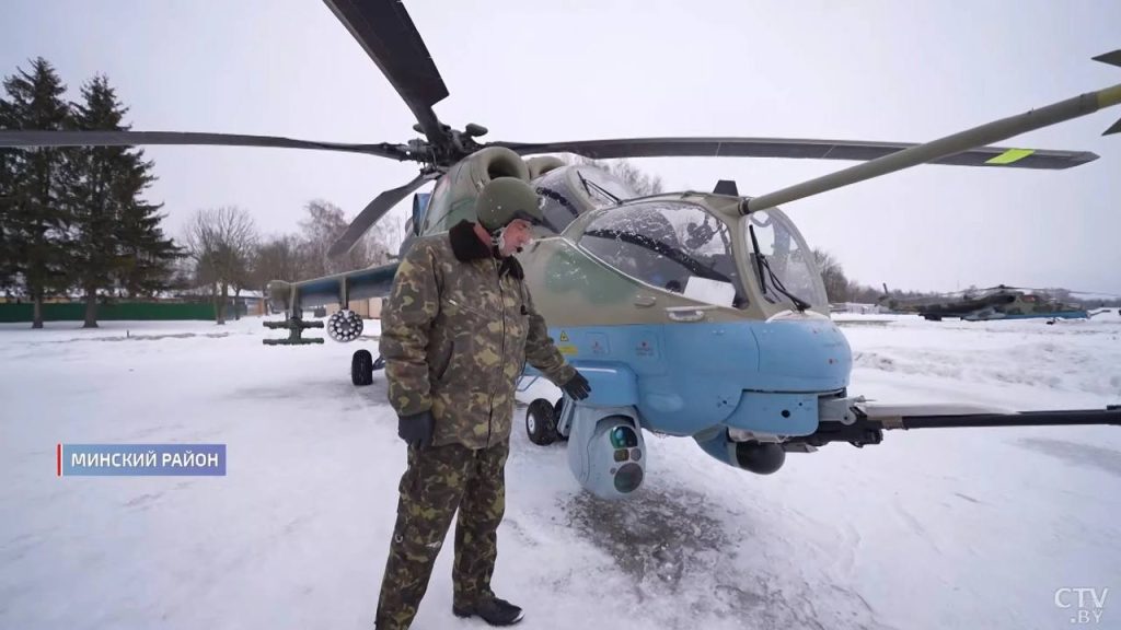 Транспортно-боевой вертолёт Ми-35М с БКО Л-370 «Витебск» на вооружении вертолётной эскадрильи 50-й смешанной авиационной базы ВВС Республики Беларусь в Мачулищах