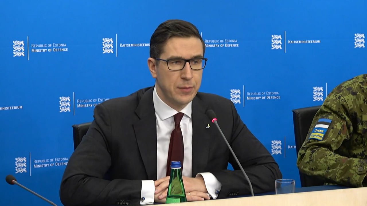 Постоянный секретарь Министерства обороны Эстонии - Подоляка