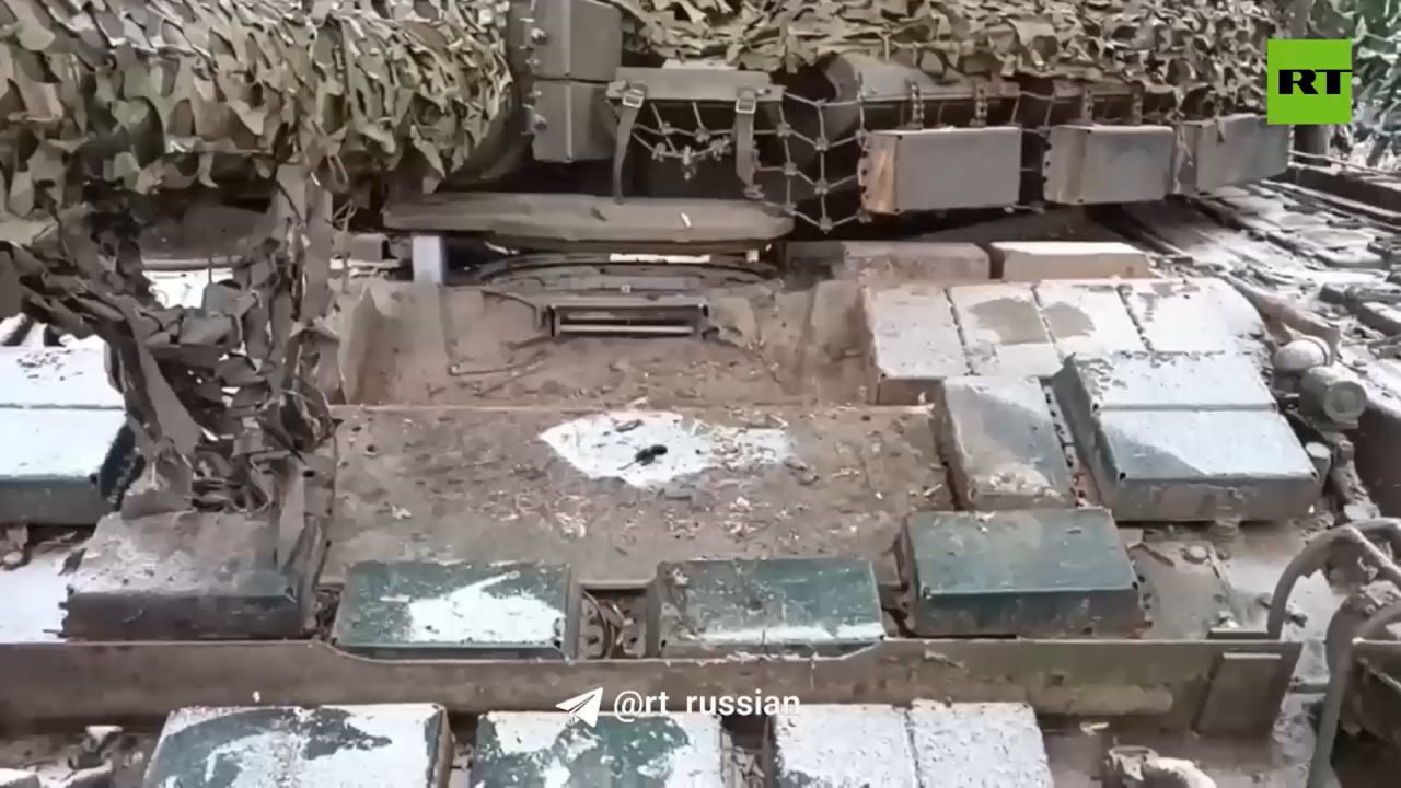 Обзор дополнительной модернизации танка Т-72Б3, выполненной бойцами в полевых условиях