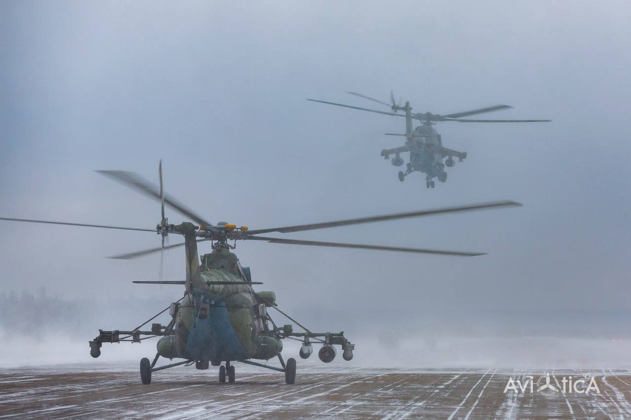 Красивые фотографии с Ми-24П, Ми-8МТВ-5-1, Ми-35М ВВС Республики Беларусь во время учебно-тренировочных полетов. Наши дни